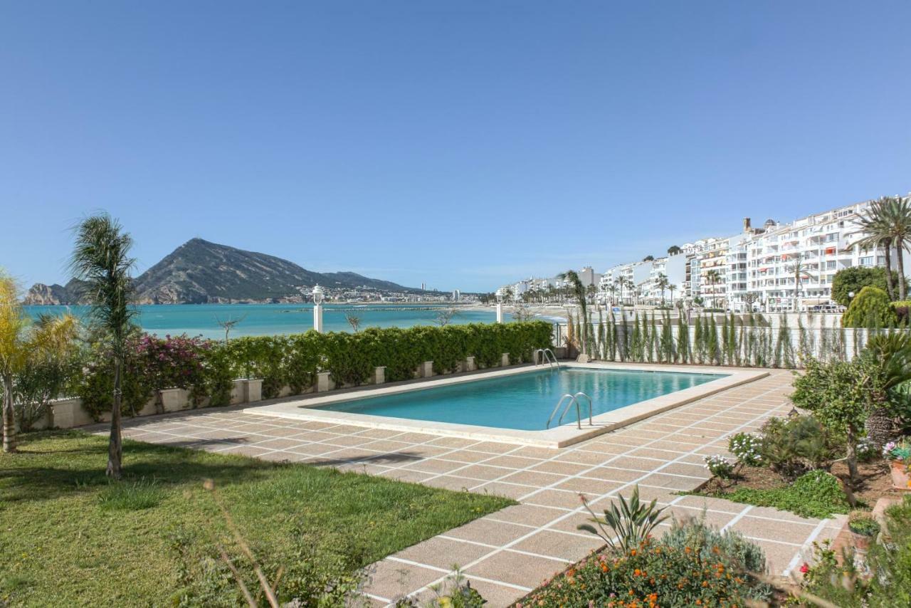 Апартаменти Atico-Loft Frente Al Mar Con Piscina Y Parking Алтеа Екстер'єр фото
